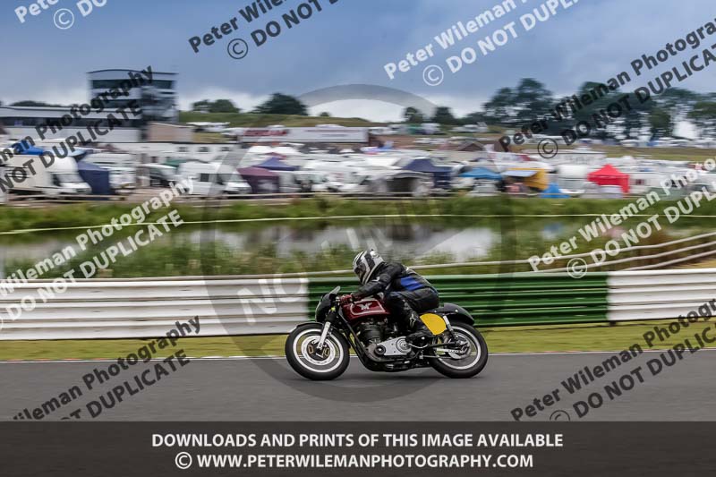 Vintage motorcycle club;eventdigitalimages;mallory park;mallory park trackday photographs;no limits trackdays;peter wileman photography;trackday digital images;trackday photos;vmcc festival 1000 bikes photographs